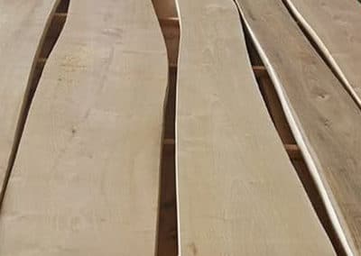 Robinia lumber double sided unedged